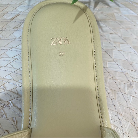 Zara Yellow Square Toe Flat Sandals - Picture 7 of 8